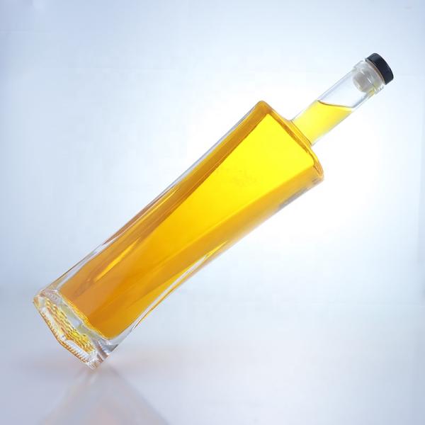 500ml 750ml 1000ml Transparent Glass Bottle with Screw Cap Industrial Beverage Base Material Glass