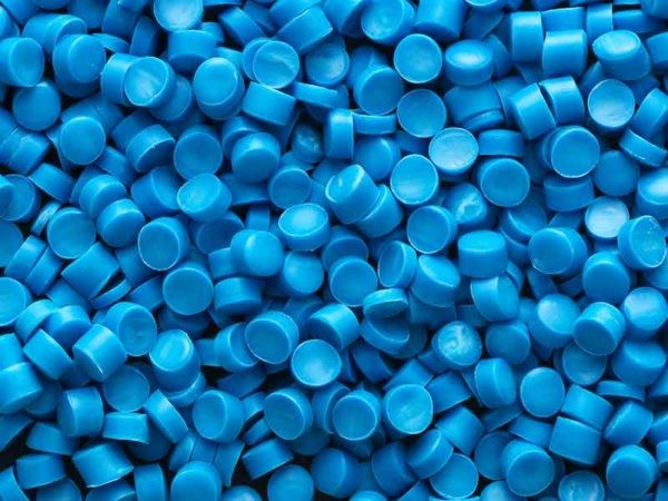 Смесь изоляции PVC неэтилированной впрыски 90C огнезамедлительная для зарядного кабеля