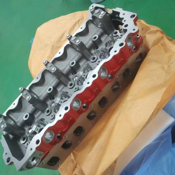 SK200-8 SK210-8 SK250-8 SK260-8 J05E Cylinder Head for Hino Engine VH111014950A