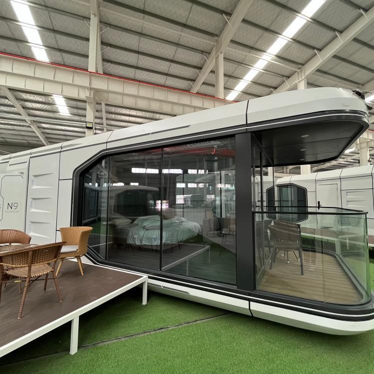 Hot Sale Yoncheng S6 Modern Prefab Houses High Quality Cozy Exclusive New Design Waterproof Steel Structure Space Capsule