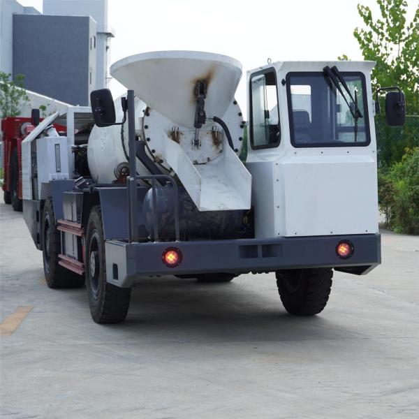                  Hot Sale Wc4bj Concrete Mixer Truck for Underground Coal Mining             