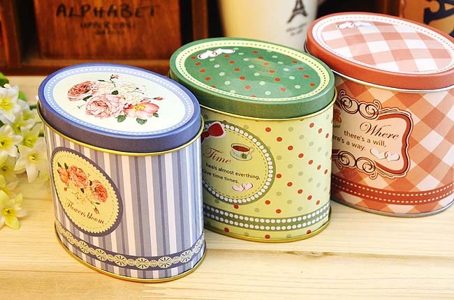 White Metal  Wine Tin Box With Embossing , Custom Tin Packaging Oval Tin Containers
