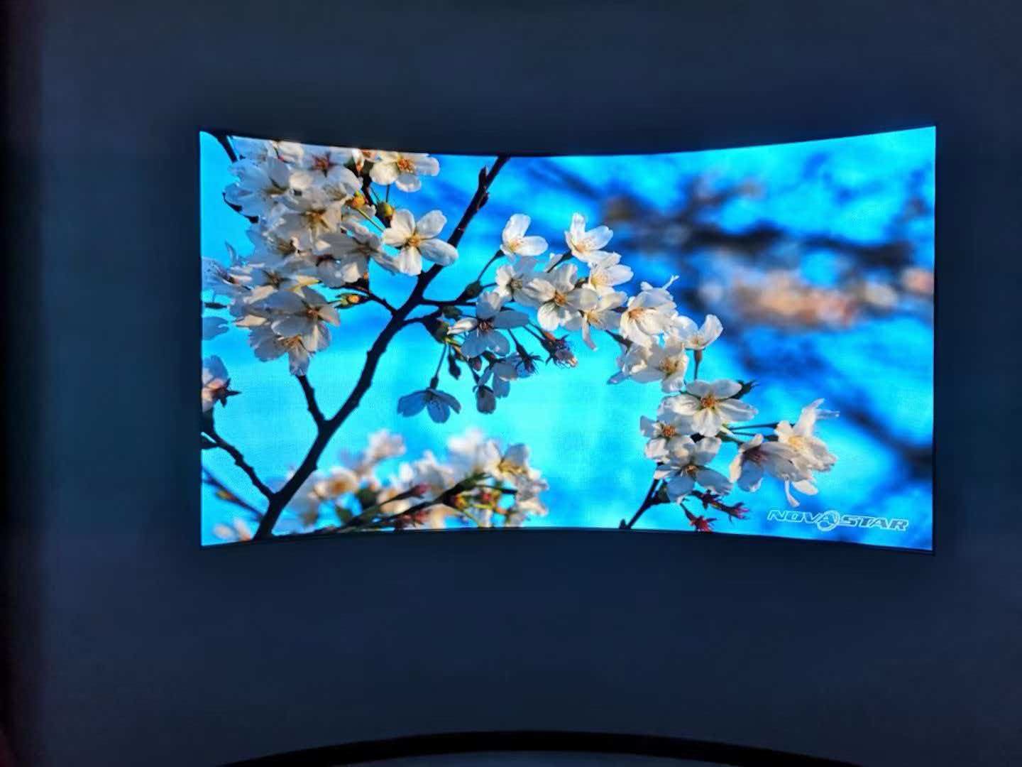 P1.86 Indoor Flexible LED Screen Wall With 320x160mm SMD1515