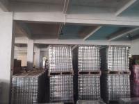 Convenient Fresh Seafood Cans in Metal Tin Containers