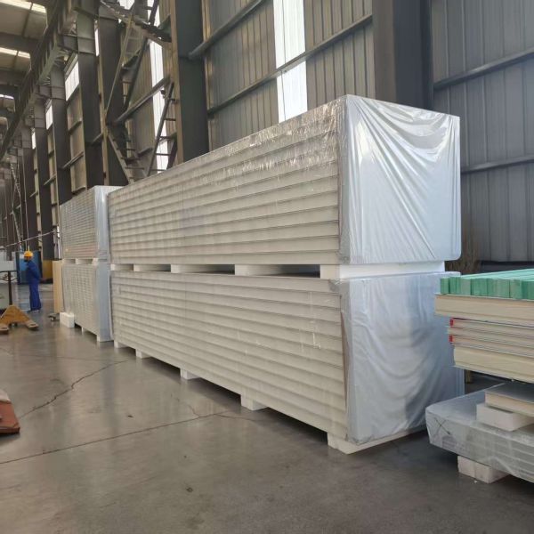 A-level fireproof rock wool insulation board with superior fire resistance and thermal insulation for industrial and commercial cold rooms