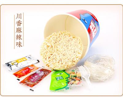 Noodles instantâneos picantes com sabor Ramen138g Cozinha em 3 minutos - Requer água fervente