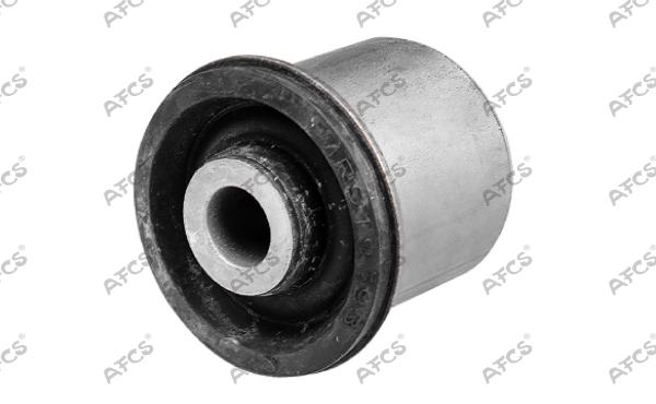 Abaixo das buchas de borracha pequenas do braço de controle para Mitsubishi PAJERO MR510420