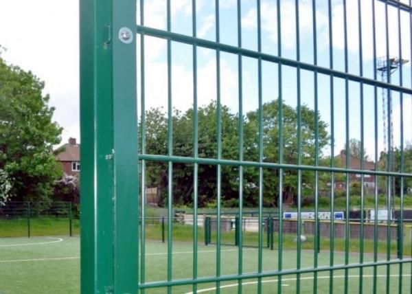 High Security Stainless Steel Welded Wire Mesh Panels For Fencing 2.7m Anti Aging