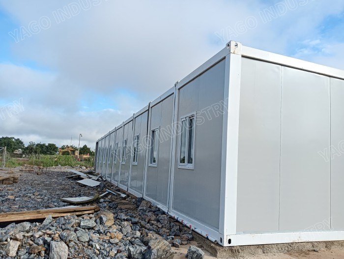 Factory-Pre-Completed Flat Pack Container Module for Volume-Saving Knockdown Construction Site Camp with Robust Anti-Dust Temporary Worker Accommodation