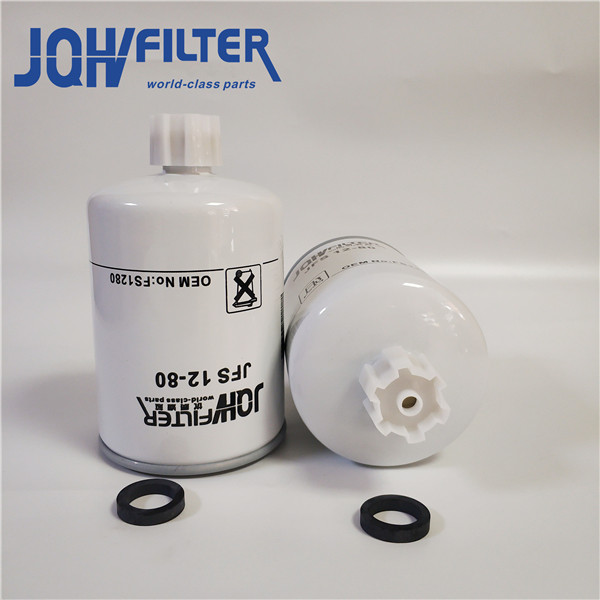 R225-7 R200W-5 Hyundai Fuel Filter , 3903410 P551329FS1280 Engine Parts