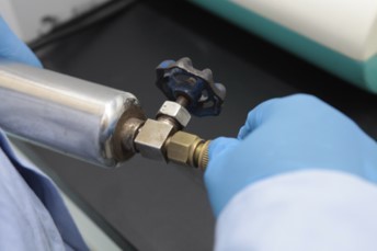 30L R123 Refrigerant Gas Cylinders , Eco friendly Chloro Difluoro Methane