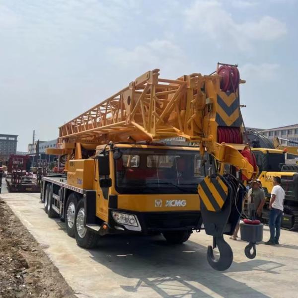 50T Hydraulic Old Crane Truck QY50K-II XCMG Mobile Crane 80km/h