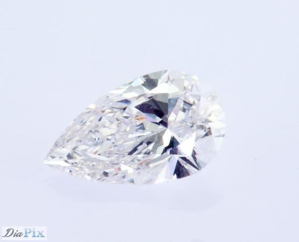 Clarté VVS-VS en forme de poire Créé en laboratoire couleur diamant D-G Certifié IGI