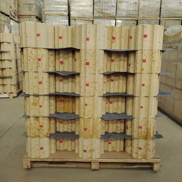 Содержание Al2O3 % 0,2 Горячая высоковосплавная печь Кварцевые кирпичи для стеклянной печи и коксовой печи