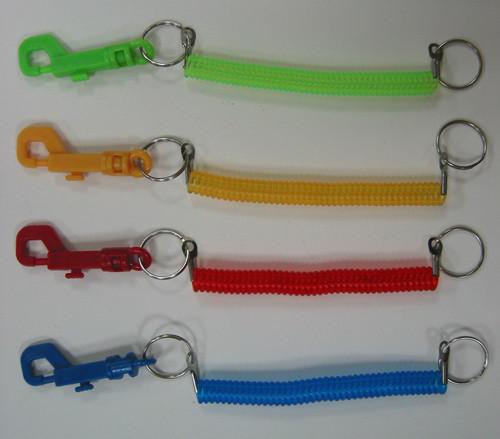 Hot Sales Safety Product Cheap Plastic Spring Spiral Short Leash Chain w/Plastic Snap Hooks