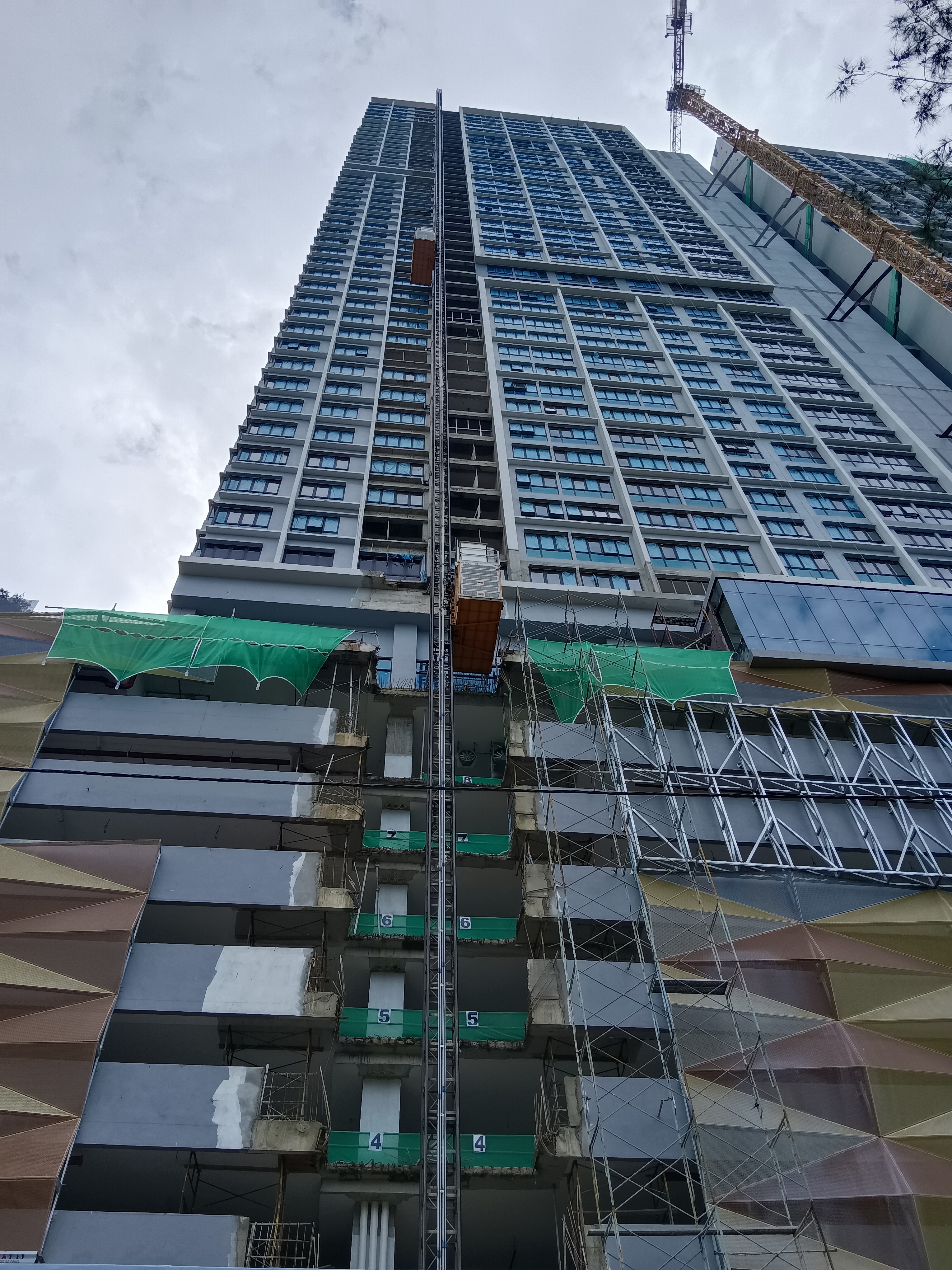 AC 380-690V Construction Elevator Slide Wire with Insulation Resistance >5MΩ and Rated Peak Withstand Current 6.75KA for Elevator Safety Guide Wire