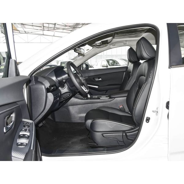 Popular Diesel Or Gasoline Car Nissan Sylphy 2026 Model 1.6L CVT Intelligent Driving Version 1.6L 135 hp L4 4-Door 5-Seat Sedan