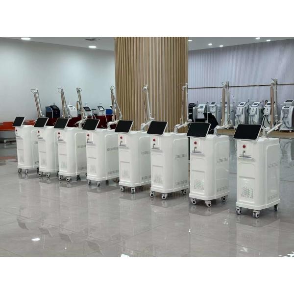 Multifunctional IPL Laser Beauty Machine For Tattoo Removal Maximum Energy 2000M