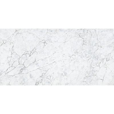 Quartzo branco com veias cinzentas