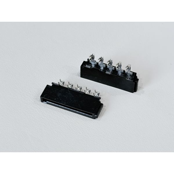 High-Reliability SATA 15Pin 180° Wire Crimp Female Connector 1.27mm Pitch | Electrical Signal & Power Terminal Connector for Server, Storage, Automotive Wire Cable Transmission
