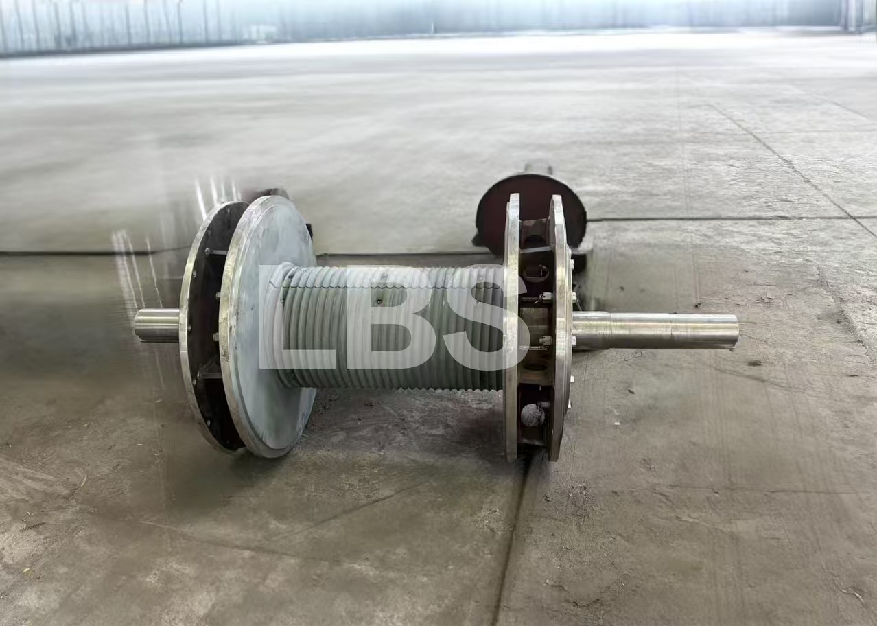 Single Drum Body Assembly Steel Double Through Shaft Heads For Lifting Winch Equipment