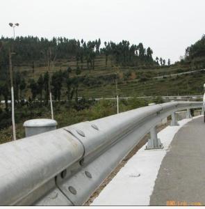 Q235 Galvanized Highway Guardrail Beam Thire Beam / W Beam / Transation Beam