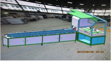 Máquina de perfuração e triagem de cartões de plástico totalmente automática controlada por PLC e servo sistema YLPS-1