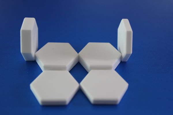Electrical Alumina Ceramic Tile High Strength 99% Purity Alumina Substrate