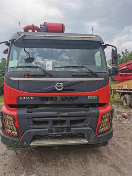 2019 Année d'utilisation 62m camion équipement de pompe à pompe avec type de béton semi-sec