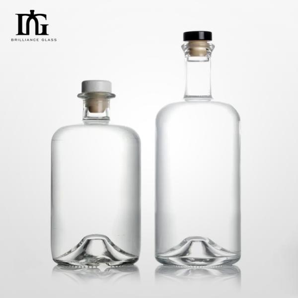 WHISKY 750ml Clear Flint Glass Bottle with Classical Round Design and Glass Collar