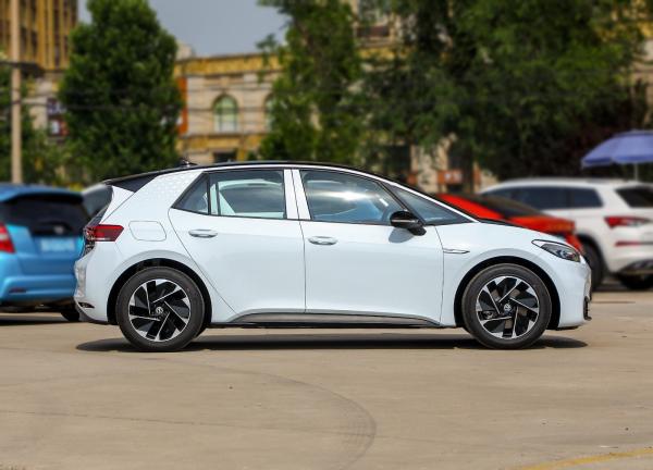 Best-selling new energy Long range electric car brand new and used cars Made in China automotive Volkswagen ID3 Small family car