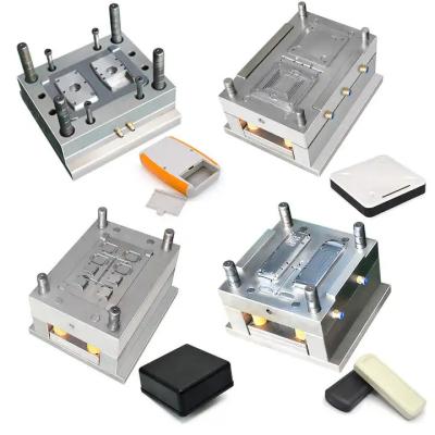 Modelagem de injecção de plástico de PP PC ABS personalizada 250000-300000 tiros Vida útil