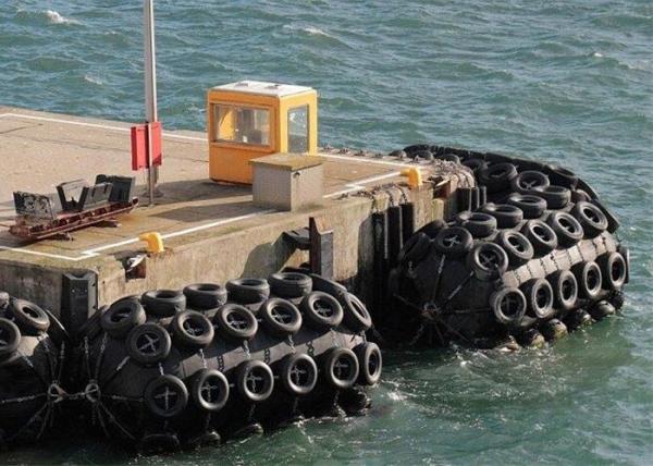 Customzied Diameter Marine Rubber Fender OEM Accepted For Protecting Boats