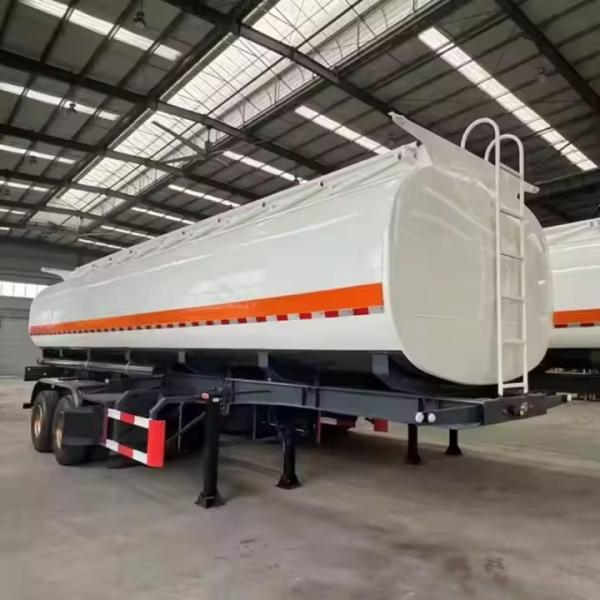 Fuel Tanker Oil Petrol Fuel Tanker Semi Truck Trailer 40000 45000 Liters Semi-trailer High Strength Steel 70tons