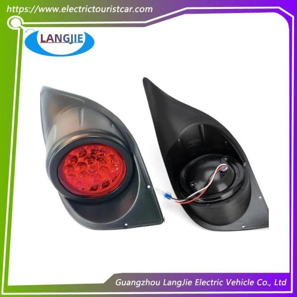 Las luces traseras LED de Yamaha Golf Cart y los faros halógenos