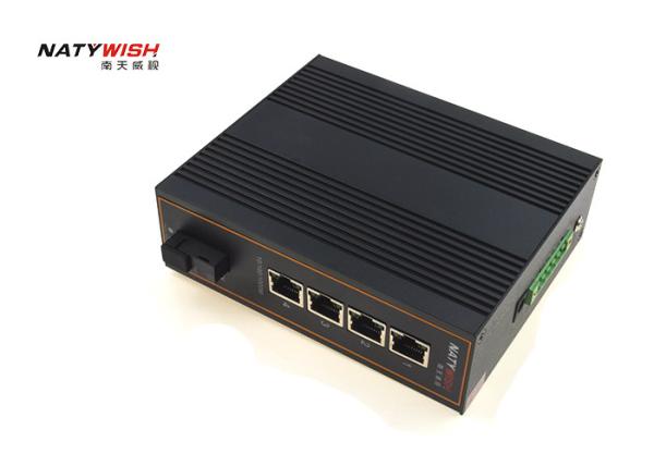 5 Port Industrial Ethernet Switch With 4 x 10 / 100M Electrical RJ45 Ports One SFP Module