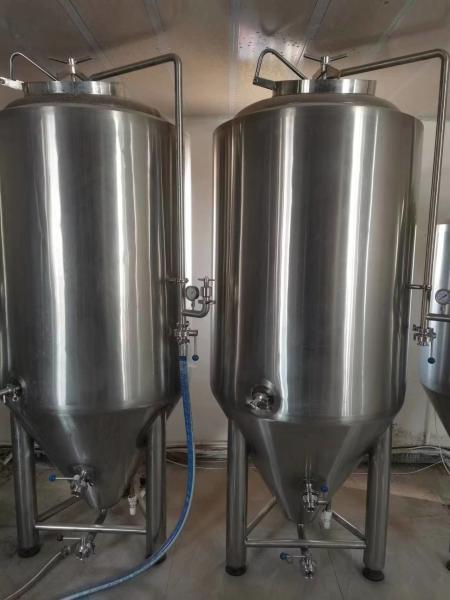 Craft Beer 1000L Brewery Equipment with Concial Fermenter and Temperature Control