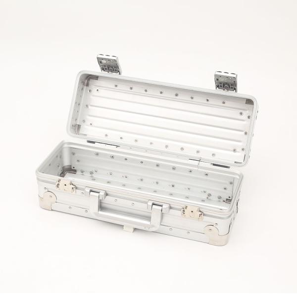 Slim Silver Molded Custom Made Aluminum Transport Carrying Case