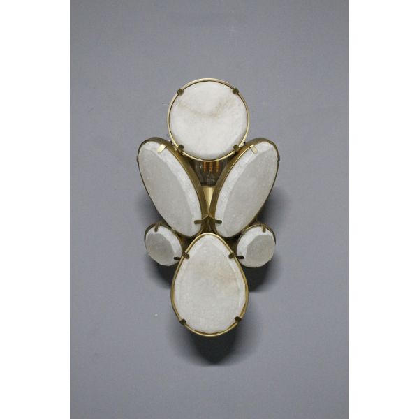 Modern Design Alabaster Wall Lamp with 2700K Warm White Light for Elegant Indoor Spaces