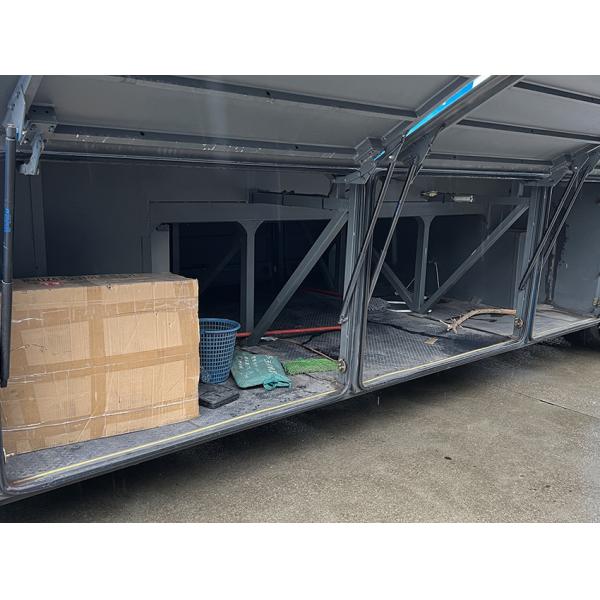 Golden Dragon Used Coach Bus 53 Seats Euro 4 LHD Diesel Fuel