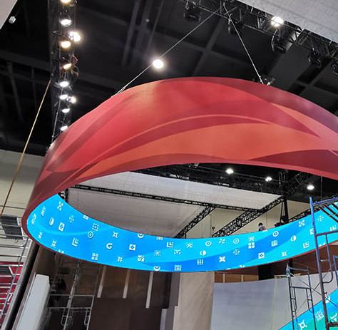 CE/ROHS/FCC/SGS Гибкий светодиодный экран с видеопроцессором LVP 605S и разрешен