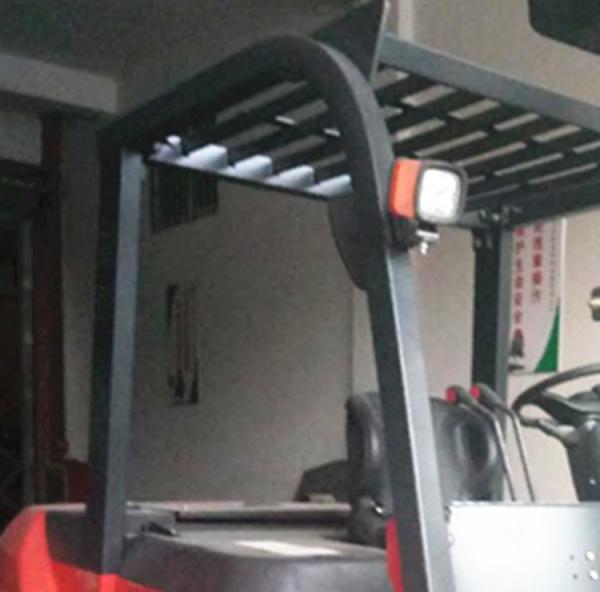 Diesel Powered Forklift Warehouse Lift Truck 3m Max Lifting Height With Low Noise