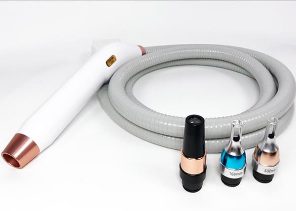 CE RoHS proved q switched nd yag laser for melasma machine 755 1064 532 1320nm