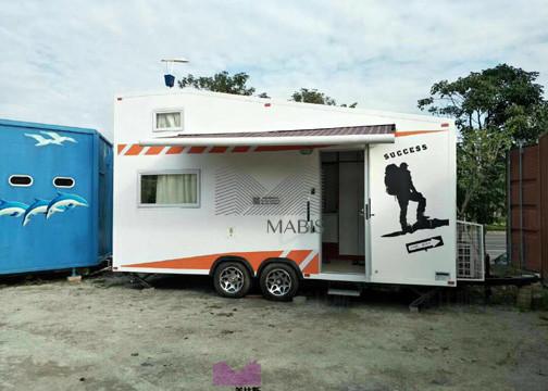 Family Use Prefab Mobile Homes , Prefab Movable Homes Flat Roof Type