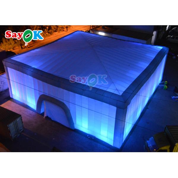 Шатры крупного плана воздуха ночного клуба партии события раздувных взрослых шатра куба на открытом воздухе