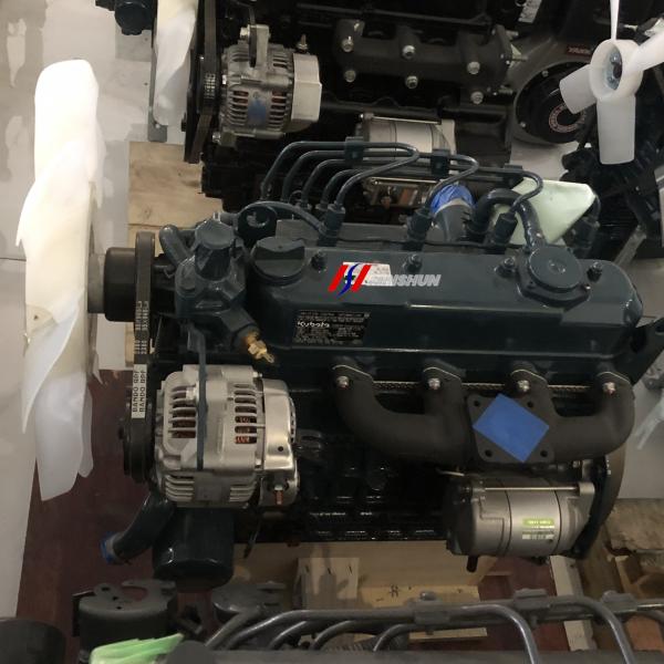 V1505-EF01-CN4 Kubota Engine Inline 4 Cylinder Diesel Engine Assembly Water Cooled
