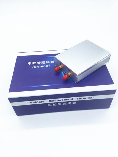 High Accuracy Small Vehicle GPS Tracker With External GPS And GSM Antenna