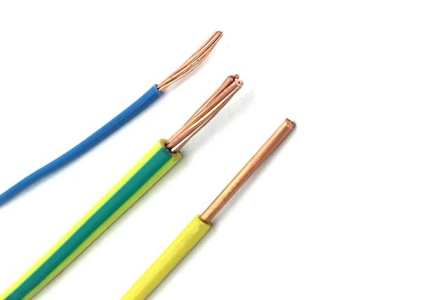 Type de PVC ST5 PVC enveloppe câble électrique fil de cuivre noyau de terre fil 500v
