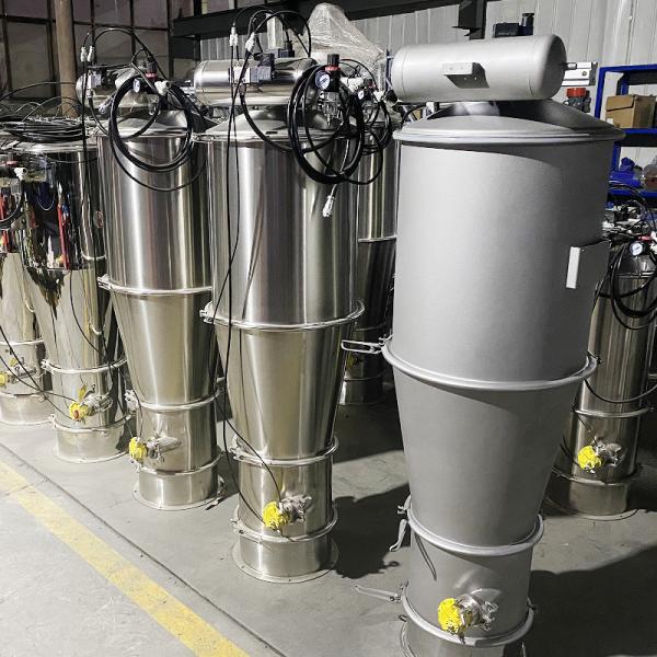 Machine à aspirer en poudre d'acier inoxydable à élevateur sous vide mobile