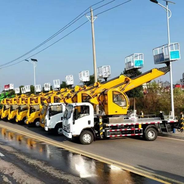 Mobile Aerial Work Truck 20m 22m 24m Telescopic Boom Lift Truck